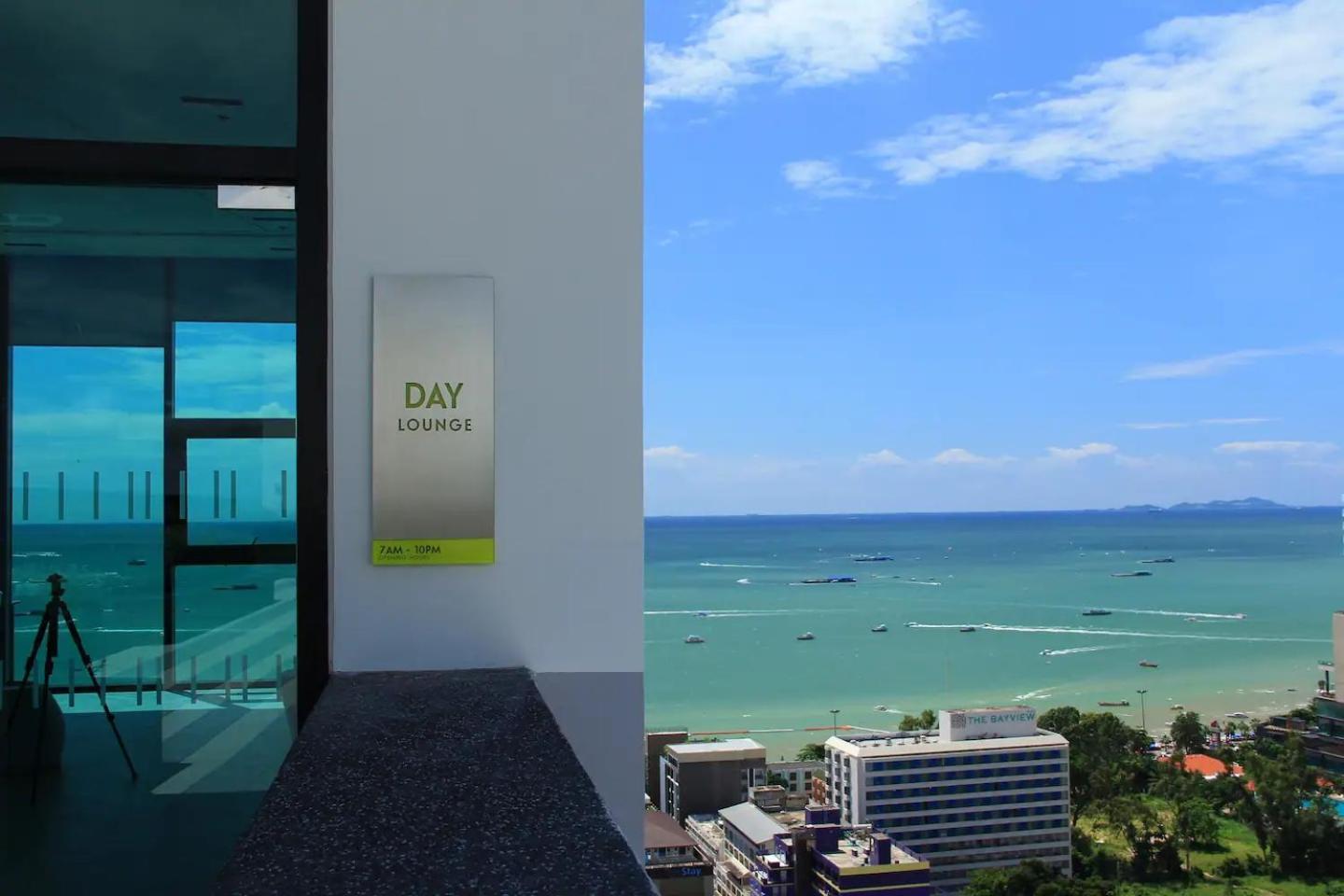 2 Bed Room, Large Living Room @ Central Pattaya Exterior foto